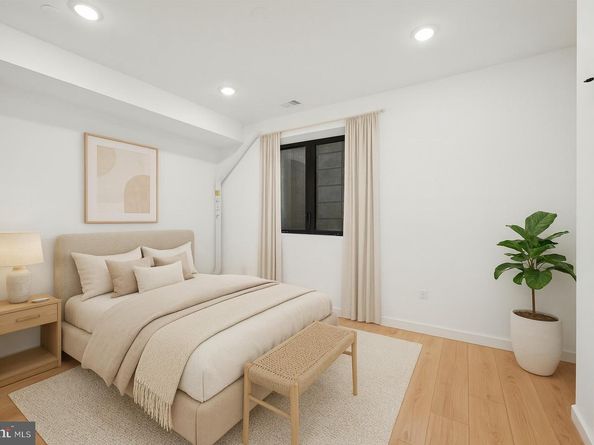 871 N 20TH Street 1, Philadelphia PA 19130