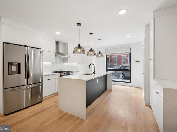 871 N 20TH Street 1, Philadelphia PA 19130