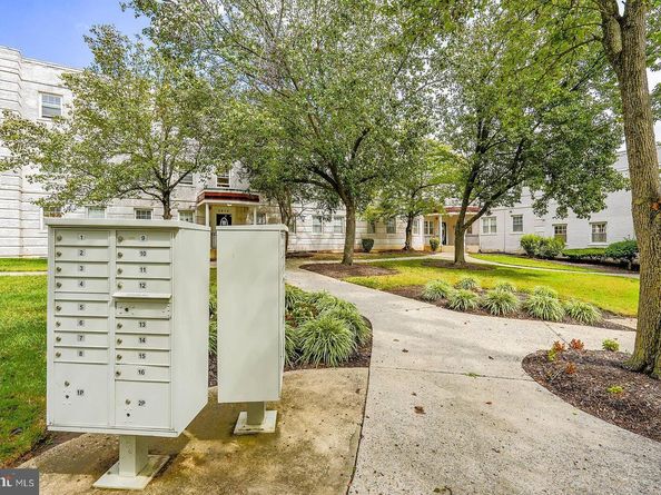 3876 9TH Street SE 302, Washington DC 20032