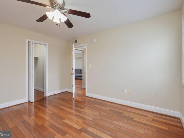 3876 9TH Street SE 302, Washington DC 20032