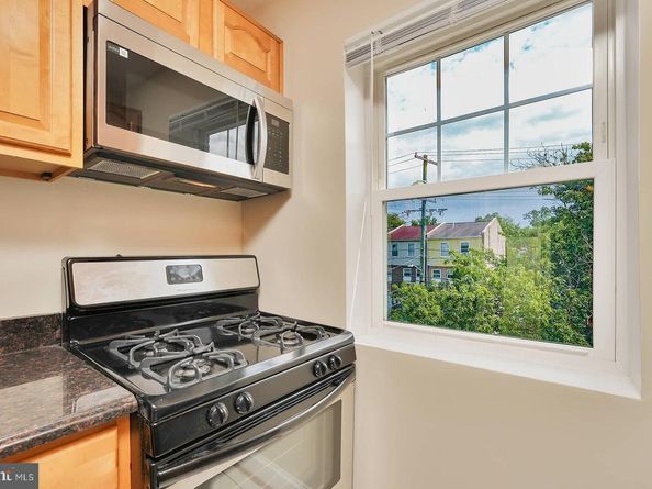 3876 9TH Street SE 302, Washington DC 20032