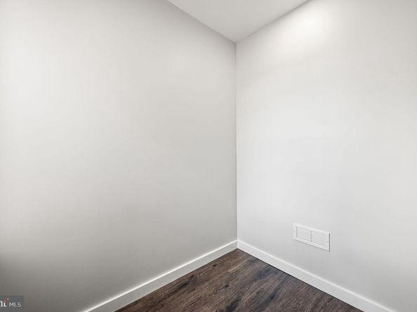 1230 S Harmony Street, Philadelphia PA 19146