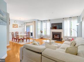 4667 Longstreet Lane 105, Alexandria VA 22311