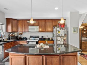 1233 N Howard Street, Philadelphia PA 19122