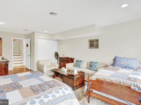 1233 N Howard Street, Philadelphia PA 19122