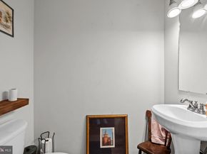 1233 N Howard Street, Philadelphia PA 19122