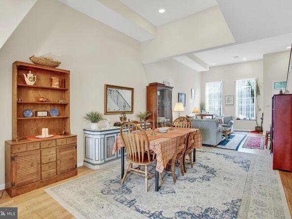 1233 N Howard Street, Philadelphia PA 19122