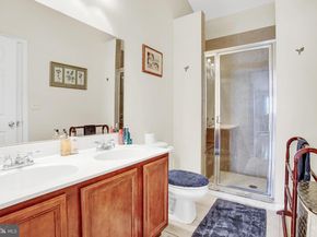1233 N Howard Street, Philadelphia PA 19122