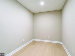 202 Kalos Street, Philadelphia PA 19128