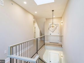 202 Kalos Street, Philadelphia PA 19128