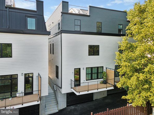 202 Kalos Street, Philadelphia PA 19128