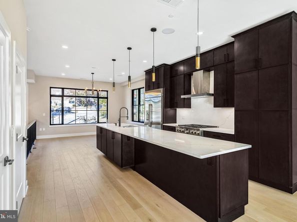 202 Kalos Street, Philadelphia PA 19128