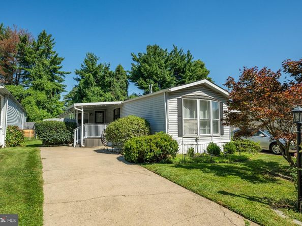 6124 Clearview Avenue, Bensalem PA 19020