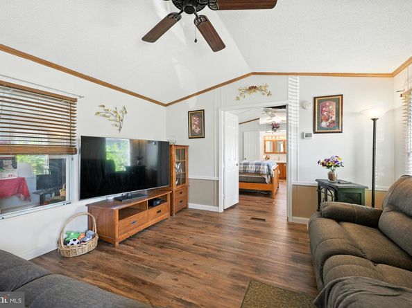 6124 Clearview Avenue, Bensalem PA 19020