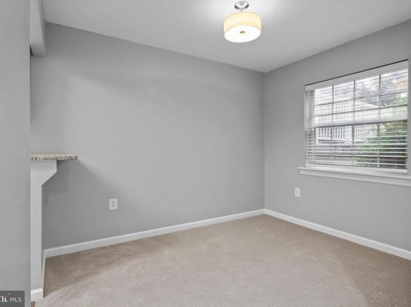 1931 Wilson Lane 101, Mclean VA 22102