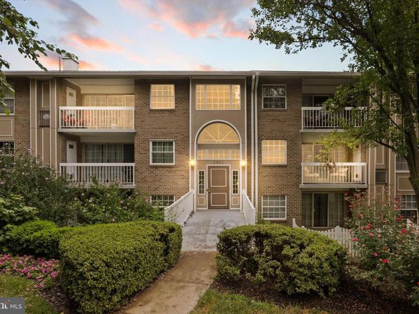 1931 Wilson Lane 101, Mclean VA 22102