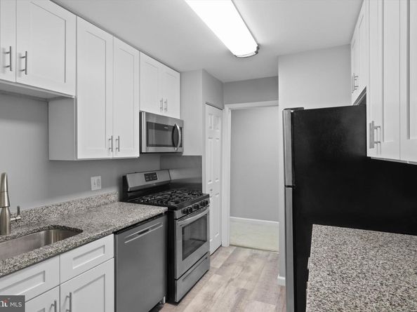 1931 Wilson Lane 101, Mclean VA 22102