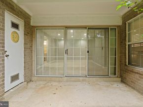 1931 Wilson Lane 101, Mclean VA 22102