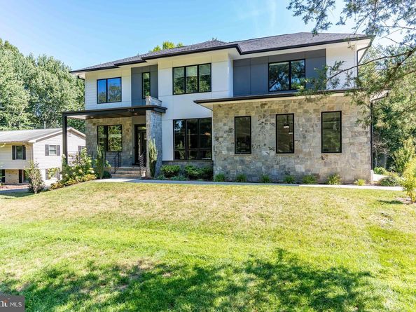 2873 Hideaway Road, Fairfax VA 22031