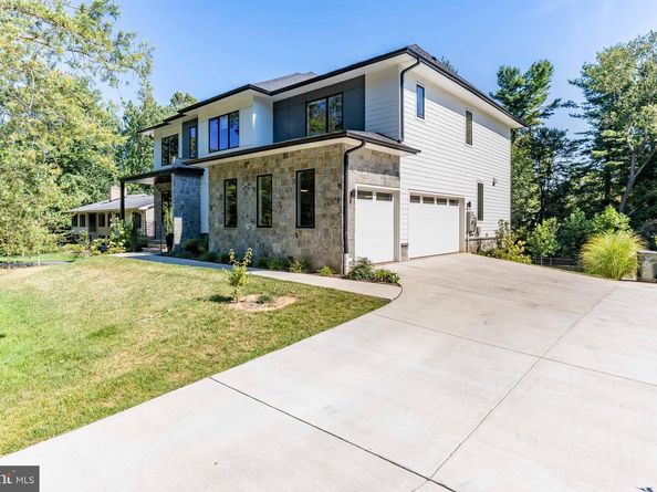 2873 Hideaway Road, Fairfax VA 22031