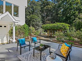 1807 Horseback Trail, Vienna VA 22182