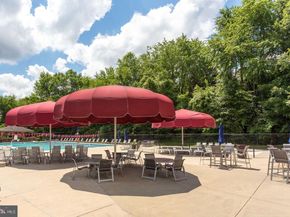 1807 Horseback Trail, Vienna VA 22182
