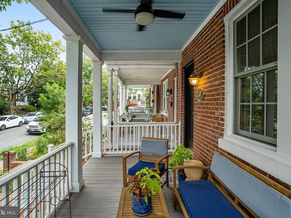 2417 Huidekoper Place NW, Washington DC 20007