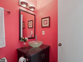 8501 River Rock Terrace, Bethesda MD 20817