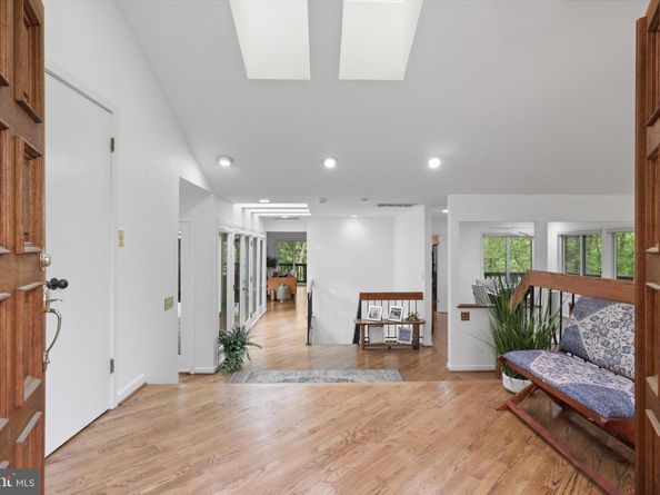8501 River Rock Terrace, Bethesda MD 20817