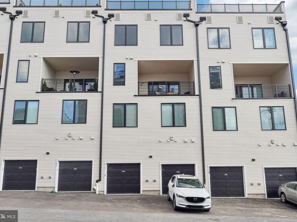 612 Brewster Alley 74, King Of Prussia PA 19406