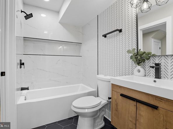 5229 5TH Street NW, Washington DC 20011