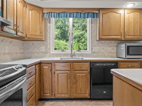 2756 Pickertown Road, Warrington PA 18976