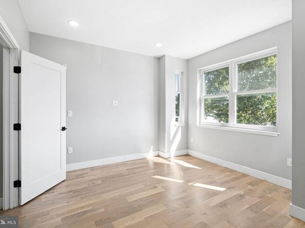 5341 Chestnut Street, Philadelphia PA 19139