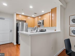 3650 S Glebe Road 1147, Arlington VA 22202