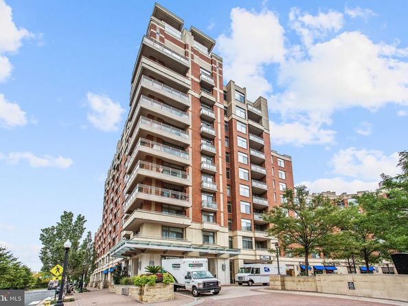 3650 S Glebe Road 1147, Arlington VA 22202