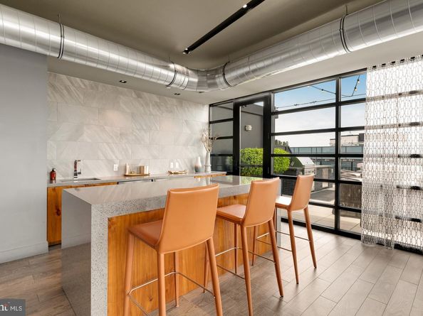 1300 4TH Street SE 613, Washington DC 20003