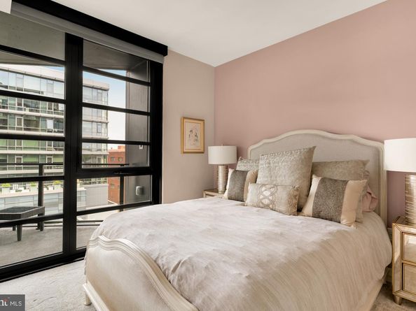 1300 4TH Street SE 613, Washington DC 20003