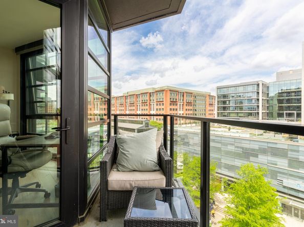 1300 4TH Street SE 613, Washington DC 20003
