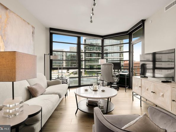 1300 4TH Street SE 613, Washington DC 20003