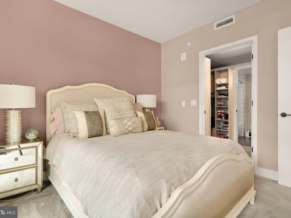 1300 4TH Street SE 613, Washington DC 20003