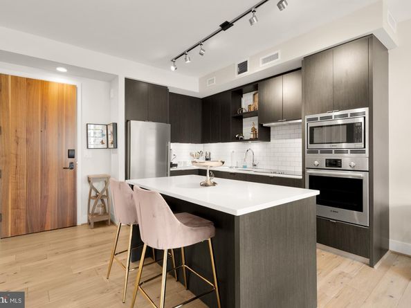 1300 4TH Street SE 613, Washington DC 20003