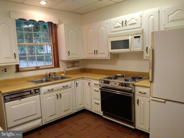 1923 S Galloway Street, Philadelphia PA 19148