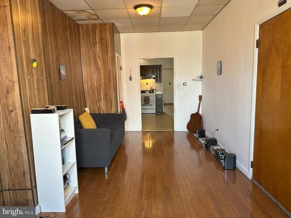 1218 Mckean Street, Philadelphia PA 19148
