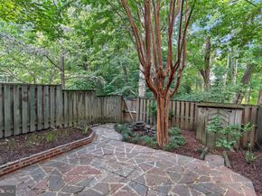 7804 Byrds Nest Pass, Annandale VA 22003