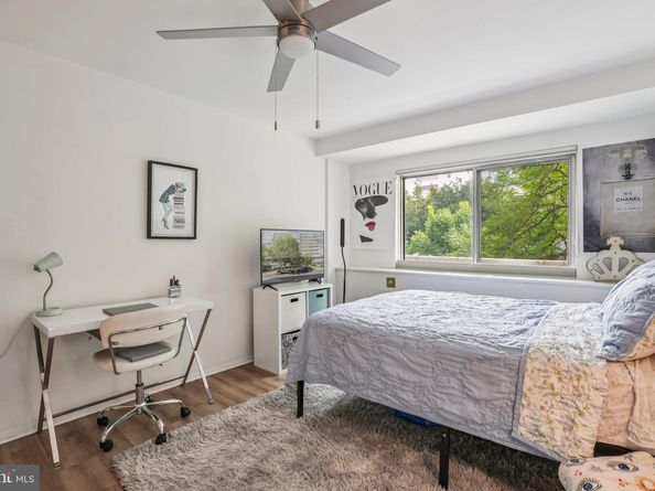 730 24TH Street NW 205, Washington DC 20037