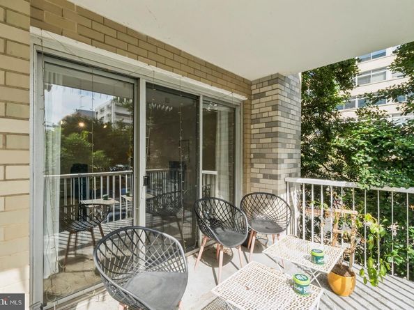730 24TH Street NW 205, Washington DC 20037