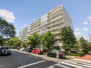 730 24TH Street NW 205, Washington DC 20037
