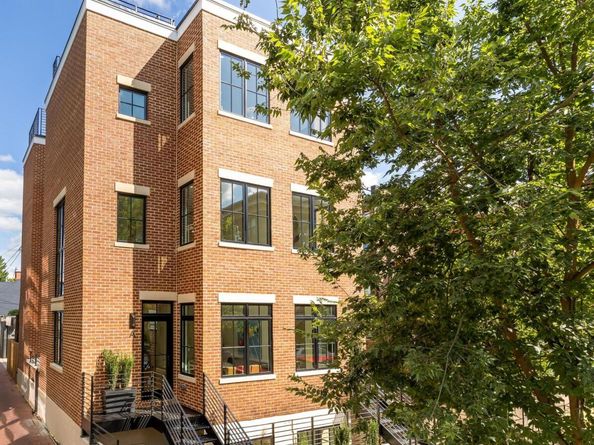 1205 10TH Street NW 1, Washington DC 20001