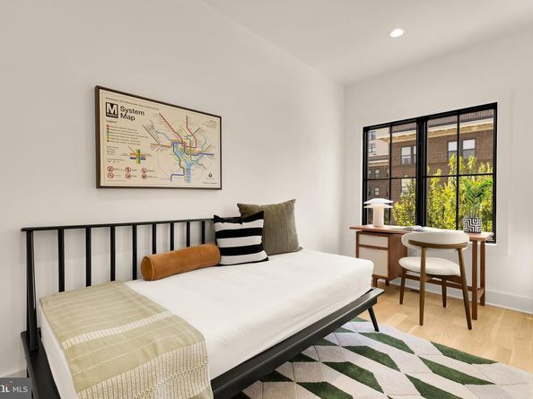 1205 10TH Street NW 1, Washington DC 20001