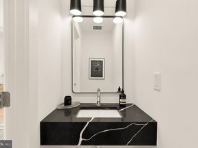 1205 10TH Street NW 1, Washington DC 20001